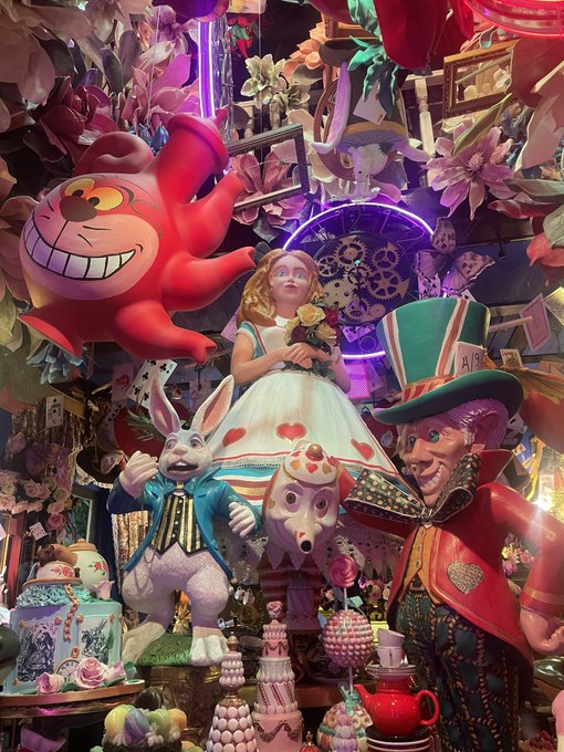 Last day in Greece went to a cafe called, Little kook, which is like Alice in Wonderland on steroids<a href="/tag/nationalpizzaday"class="tags"><span>#nationalpizzaday</span></a><a href="/tag/pizzaday"class="tags"><span>#pizzaday</span></a>