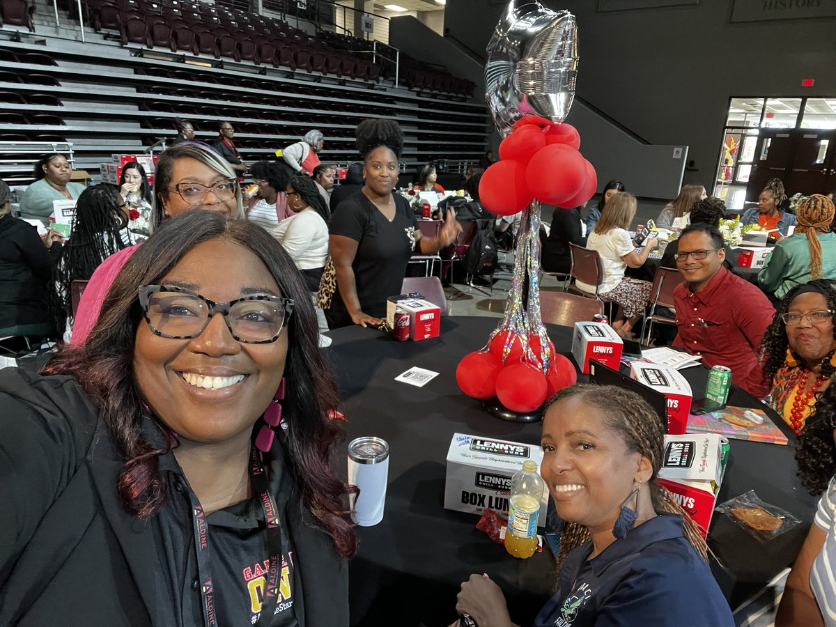 Dr. LaToya Wynne tweet media