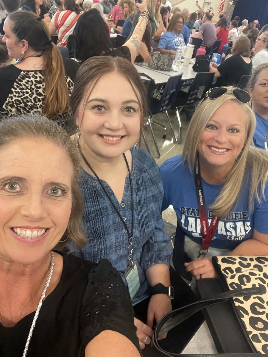 Tracy Taylor tweet media