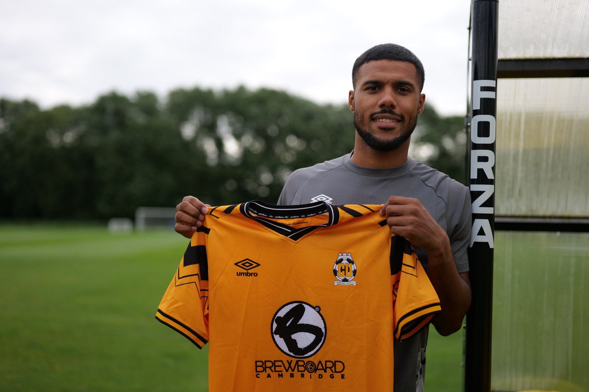 Elias Kachunga tweet media