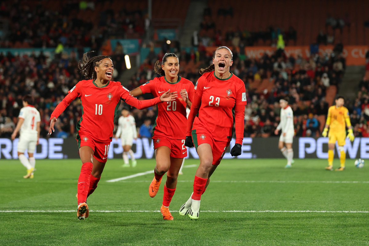 selecaoportugal's tweet photo. Para a História 🥺📚 https://t.co/pRnDYC7ZXk