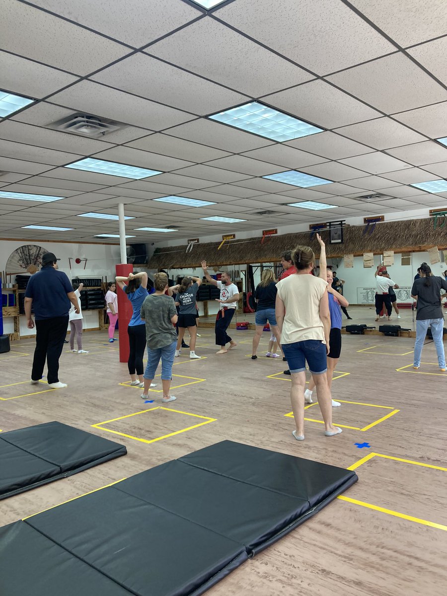 ESY and Martial Arts! Perfect together!
<a href="/daniel_novak_WM/">Daniel Novak</a> <a href="/WMTHSPrincipal/">WMTHS Principal</a> 

#oakridgemartialarts