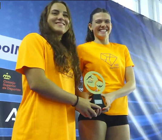 GSDcdeportivo's tweet photo. Gran final de CTO. ESPAÑA ABSOLUTO-JUNIOR VERANO: ¡Nuestras chicas JUNIOR se proclaman CAMPEONAS DE ESPAÑA, nuestros chicos JUNIOR son TERCEROS DE ESPAÑA, y nuestros nadadores y nadadoras ABSOLUTOS logran una grandísima 4ª posición en el medallero final conjunto! ¡Enhorabuena! https://t.co/g0P4DX6DPm