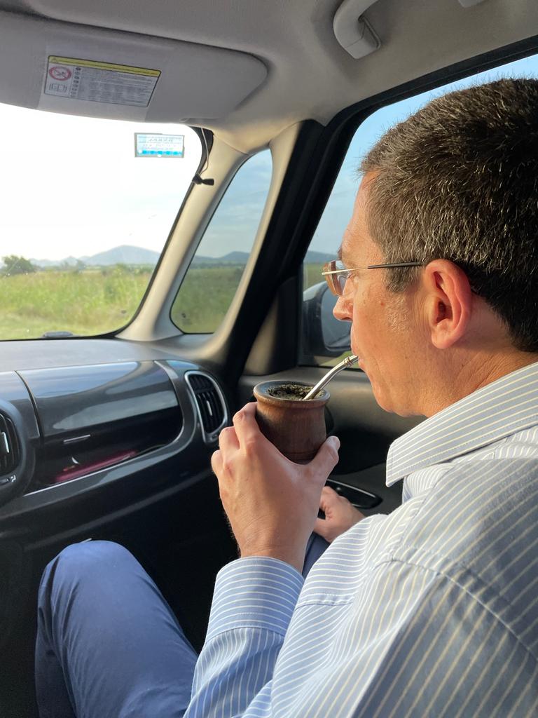 pradpi's tweet photo. Una trayectoria comprometida con los Derechos Humanos: Guillermo Escobar Roca 🔍

En nuestro Máster contamos con la dirección y guía del Dr. Guillermo Escobar Roca, Catedrático de Derecho Constitucional y Director del PRADPI (@UAHes). https://t.co/cnHixxyOOw