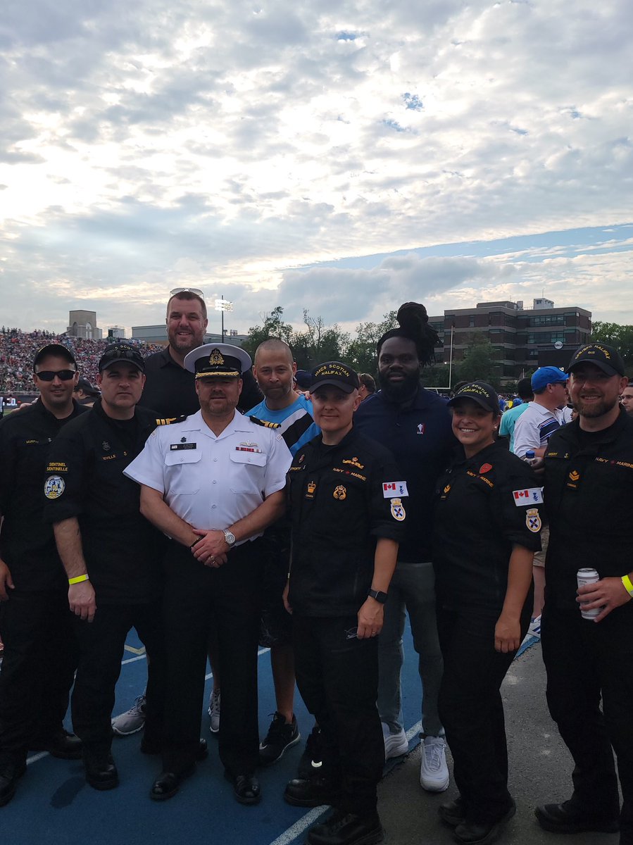 RamsayPHPA's tweet photo. Honoured to have met with brave members of our @CanadianForces during #TouchdownAtlantic last weekend. Thank you for your service. #TeamCFLPA https://t.co/glunwlYKmA