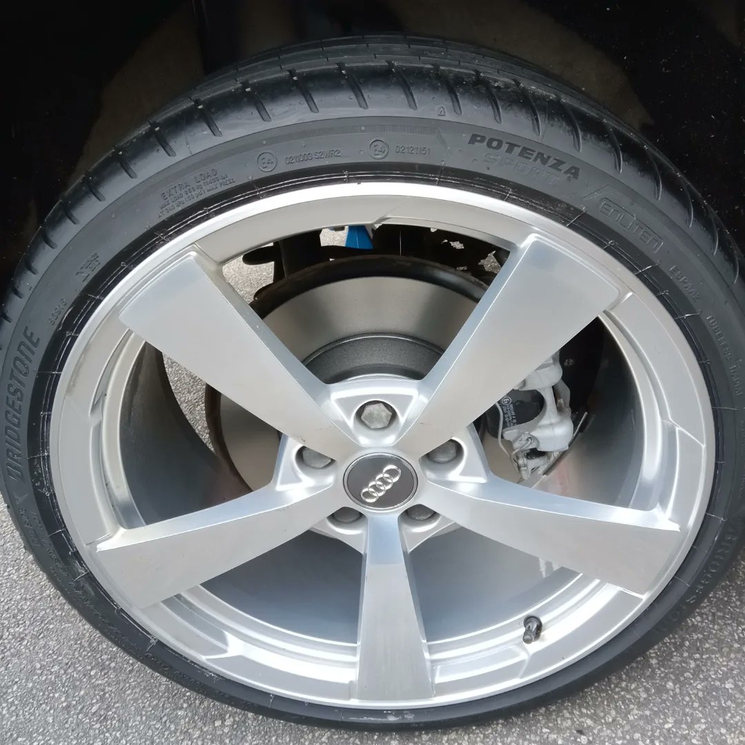 Audi TT 2019 rear pads and discs replacement