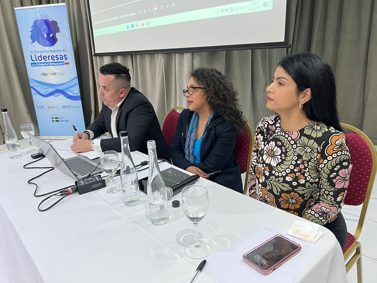 OIM_RRMV's tweet photo. 👥🌎  Explorando buenas prácticas de la diáspora venezolana 🇻🇪 en Argentina. 🇦🇷

Trabajando por una integración socioeconómica sólida: @latinvoxmachine, @asoenvear y CEEVA unen fuerzas en una mesa de trabajo. 

#latinvoxmachine #emprendedoresvenezolanos 

@Sida 🇸🇪#SomosParte https://t.co/uSWRsyEI5p