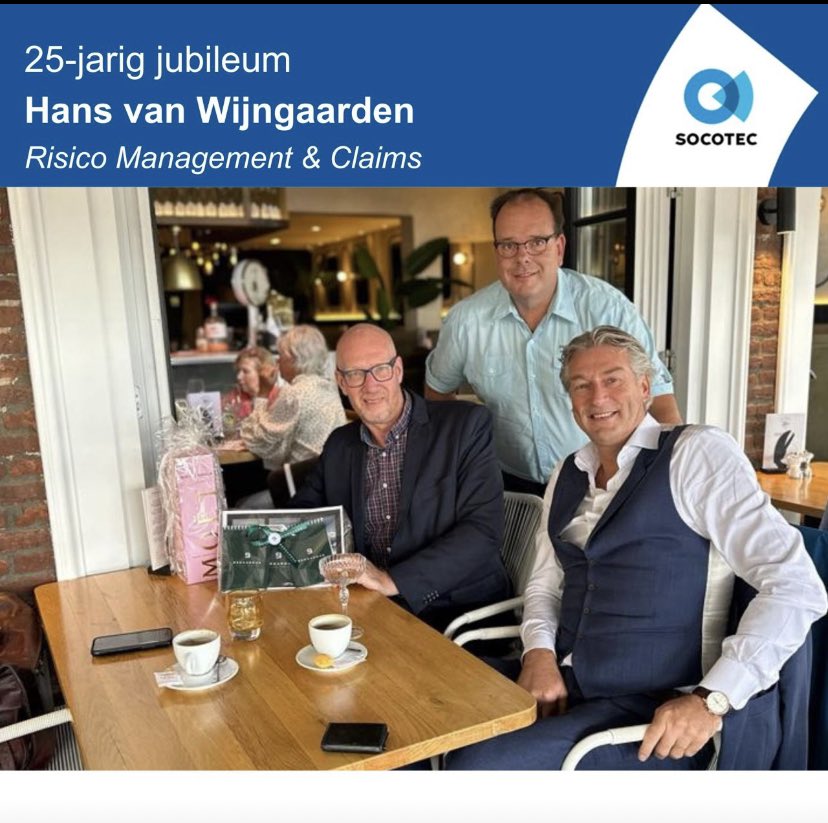 𝗘𝗲𝗻 𝗯𝗶𝗷𝘇𝗼𝗻𝗱𝗲𝗿𝗲 𝗱𝗮𝗴 𝘃𝗼𝗼𝗿 𝗛𝗮𝗻𝘀 𝘃𝗮𝗻 𝗪𝗶𝗷𝗻𝗴𝗮𝗮𝗿𝗱𝗲𝗻 🎈🎊🎉

Vandaag is Hans van Wijngaarden  25 jaar verbonden aan ons bedrijf,  binnen de Vakgroep Transport &amp; Techniek van Socotec Hanselman Groep. Dit hebben we uiteraard gevierd ☕🍰.

#Socotec