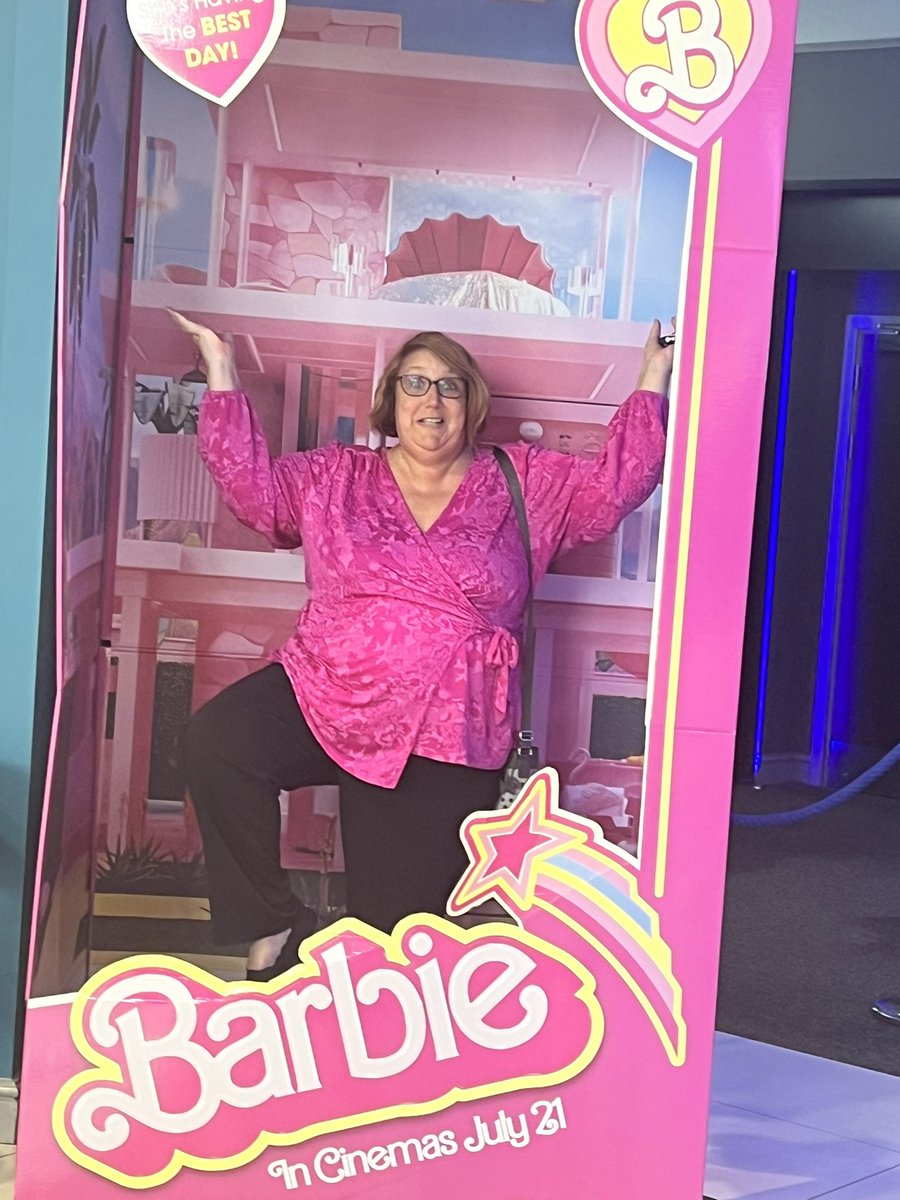 Sandra Speller 💙 tweet media