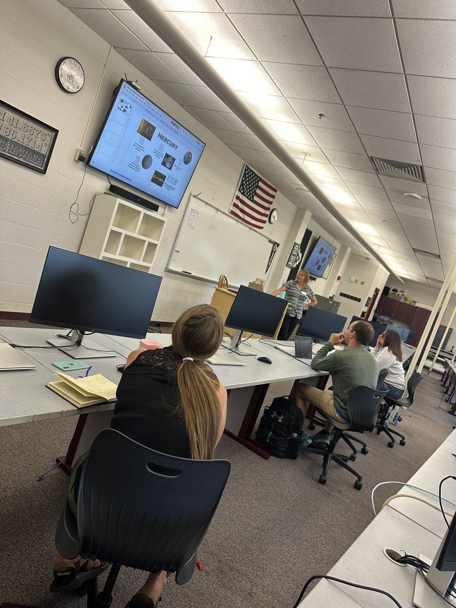 AlisonParr_'s tweet image. Afternoon sessions at #Technovation23 are keeping everyone engaged after a great lunch from Sweet Lou’s!