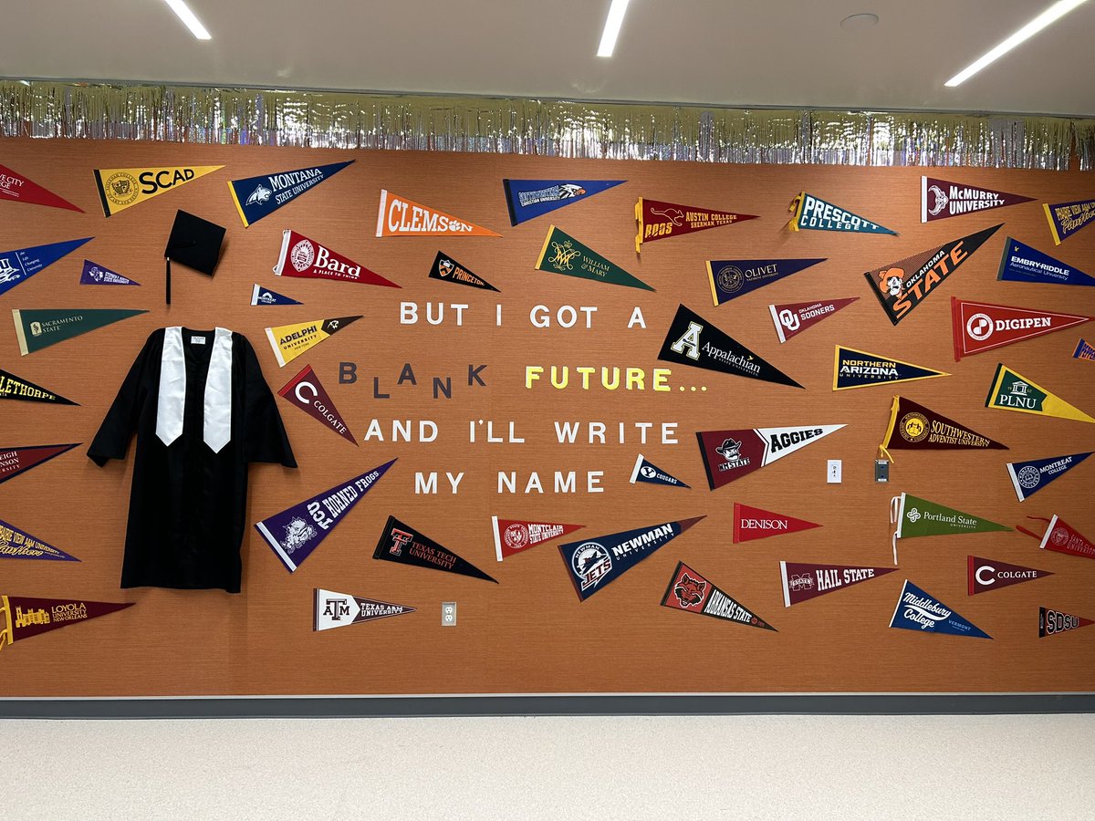 Sarah Perry tweet media