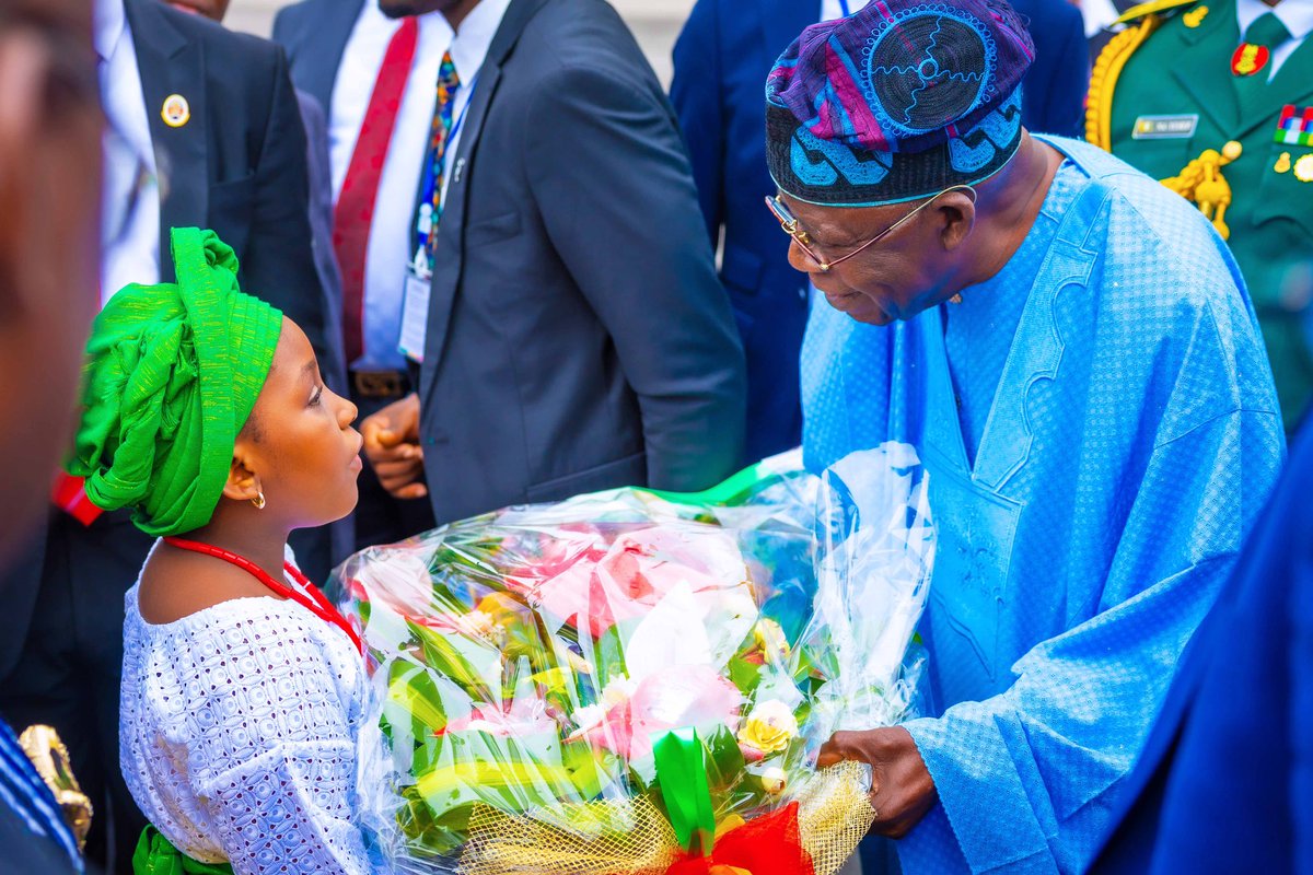 officialABAT's tweet photo. Honored to participate in Benin's 63rd Independence Day celebrations alongside President Patrice Talon. 

Our dialogue underscored the enduring bond that has existed for centuries between both nations and our shared aspiration for prosperity, progress, and unity. 

Here's to good governance and a future of strength and solidarity in the region.