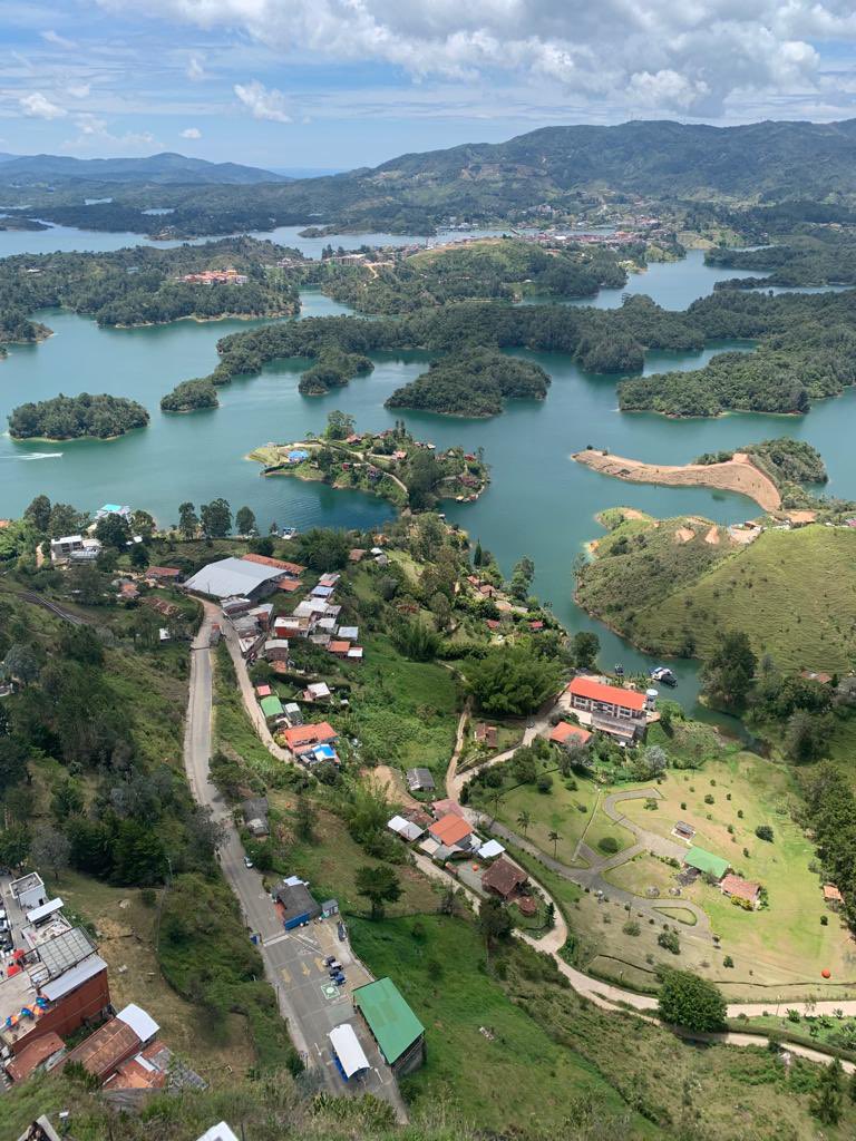 MPMontoyaC's tweet photo. Las fotos que manda mi mamá turisteando hoy 🥺 https://t.co/TXEJIaZ2Px