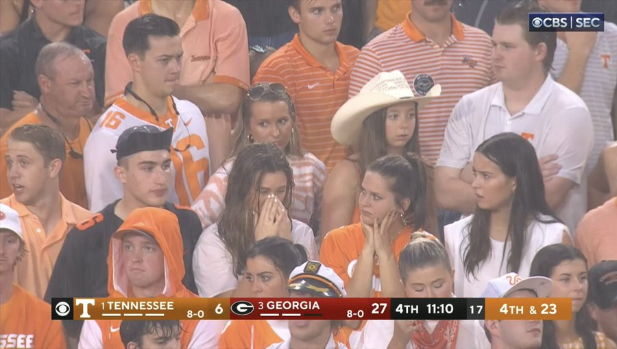 #Dawgs Vols fans are gonna LOVE this new enhancement to Sanford Stadium:
"Addition of a sensory room at Section 128 for fans that may need a quiet space if sights and sounds in the stadium become overwhelming"
💯🐶🏆🏆 #GoDawgs