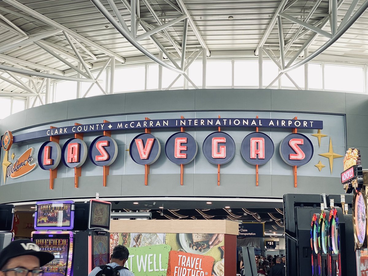 Maria_NYR's tweet photo. Vegas baby https://t.co/nXMIjO81nM