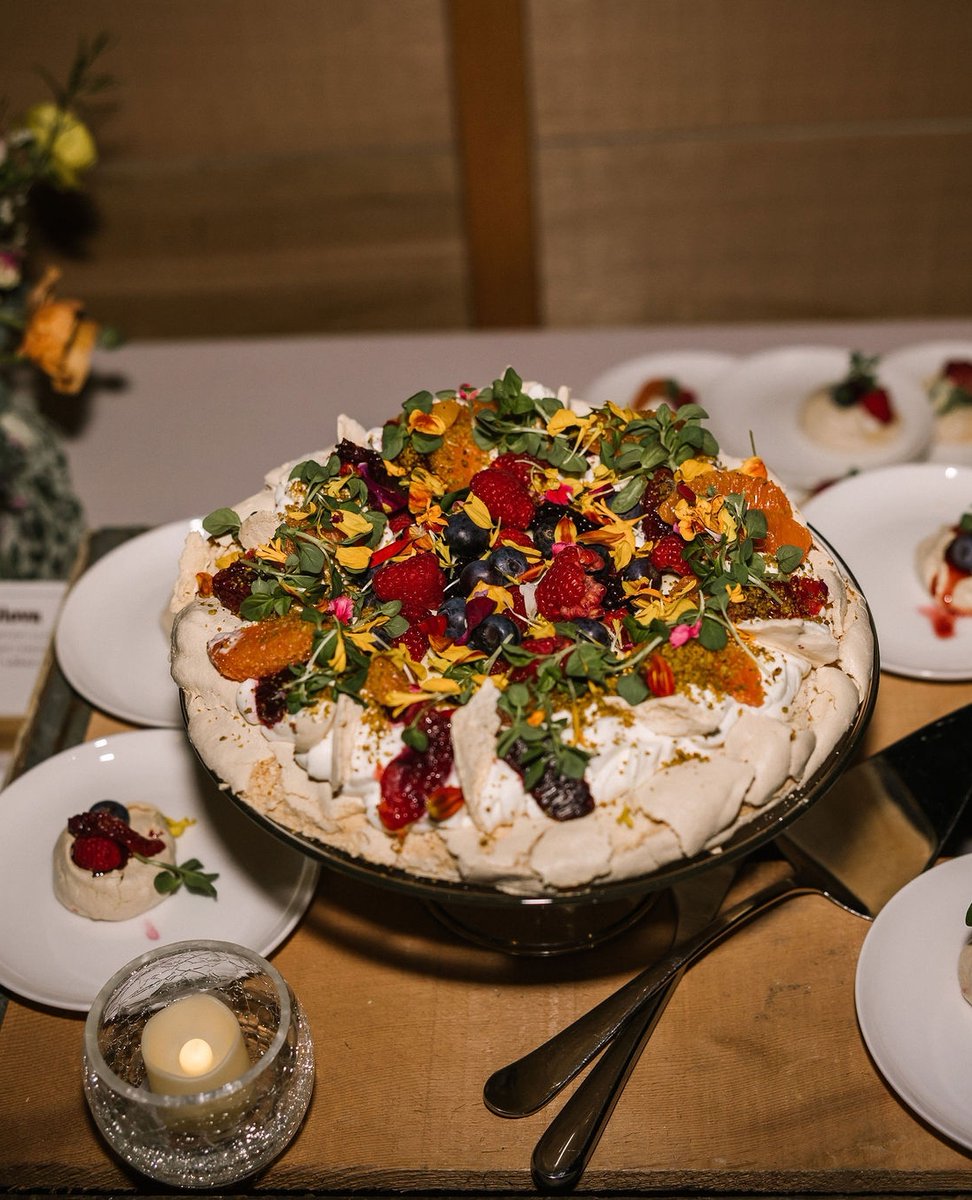 Just Fare tweet media