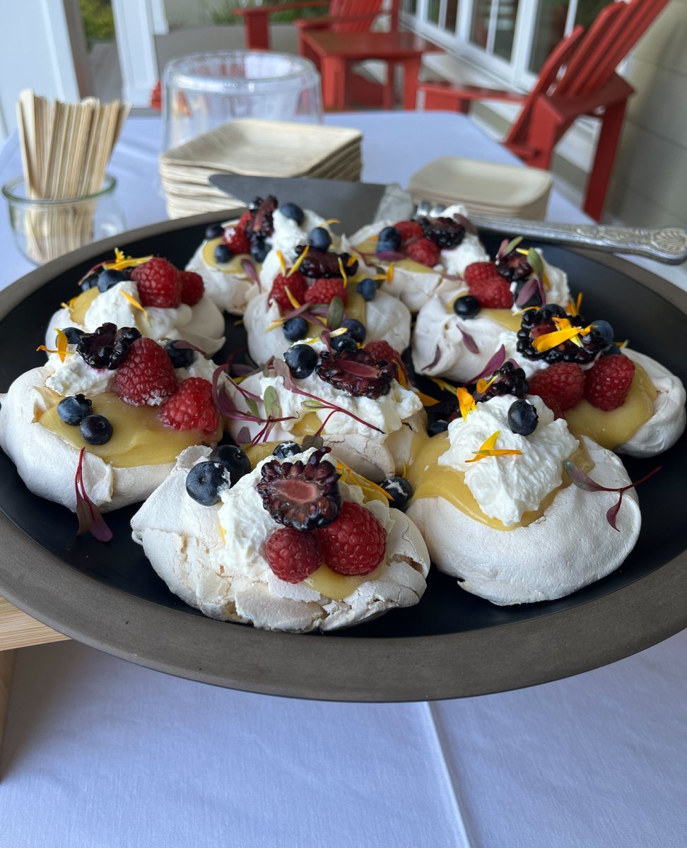 Just Fare tweet media