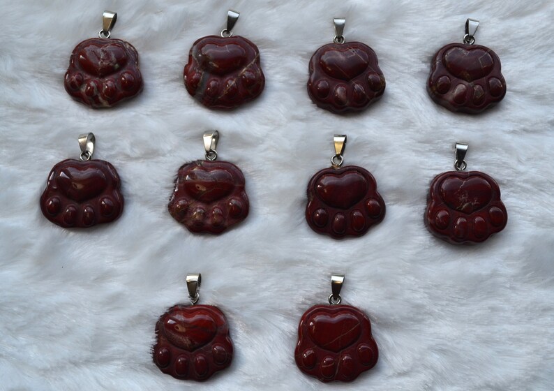 Paw pendant necklaces! Quantities are limited!