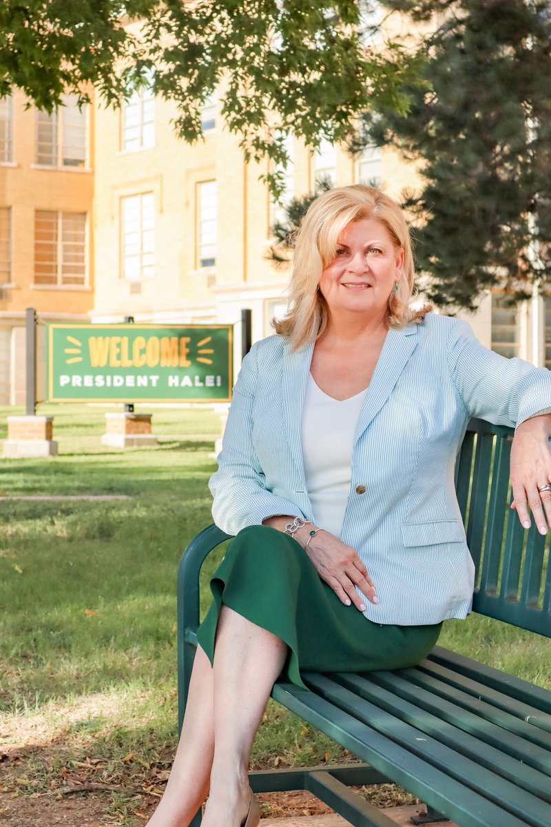usaodrovers's tweet photo. Today marks the beginning of a new era for #DroverNation! Help us welcome Dr. Kayla Hale on her first official day in office as our 13th university president and our first female president. Our future is brighter than ever! #HaleYeah #OKHigherEd https://t.co/NSmzW3zHYQ