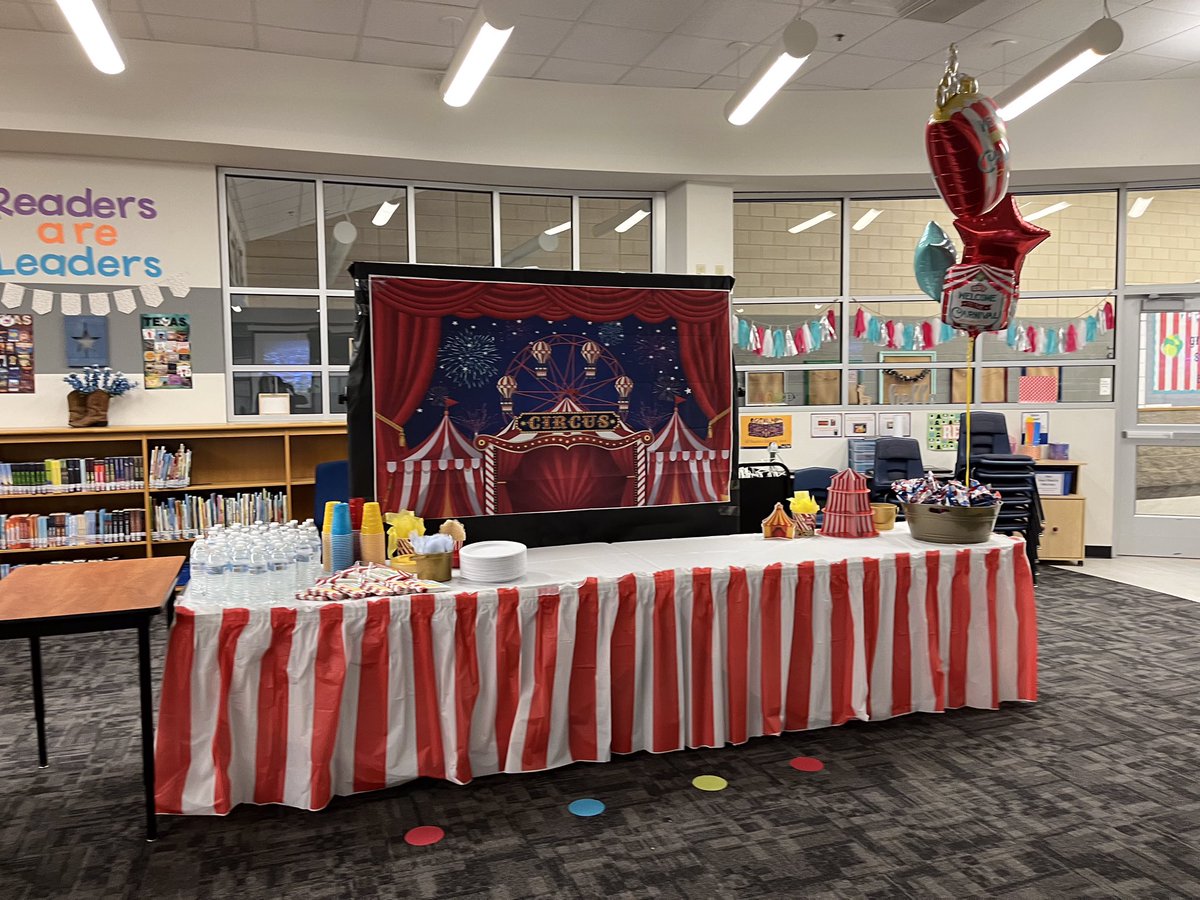 cthompsonLISD's tweet photo. We have had such a βcircusβ of a day with active learning for teachers and building community at CRE! We are working on being the ONE in LISD, collectively and individually. #BETHEONE #CREleads #greatestSchoolOnEarth https://t.co/4EmBJzCr0a