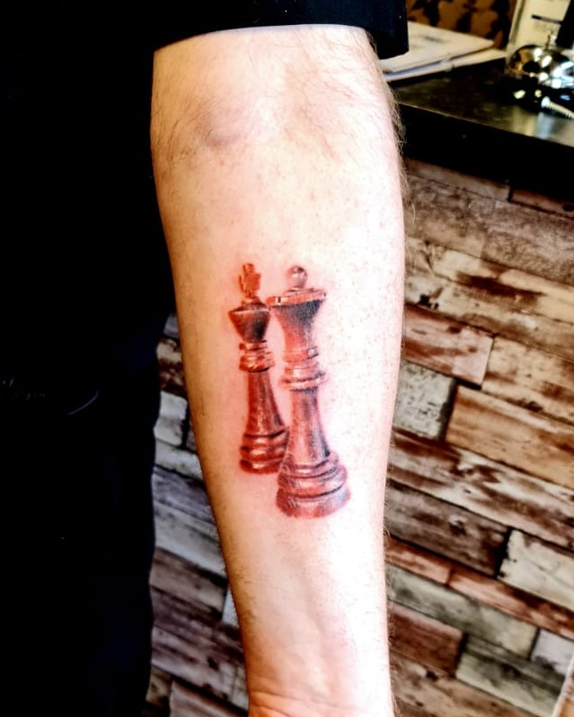 Chess pieces done by Niki 

#fbitattoolondon #tattoomenow #tat #tattoo #tattooforlife #arttattoo #colour #chess #chesspieces #queen #king