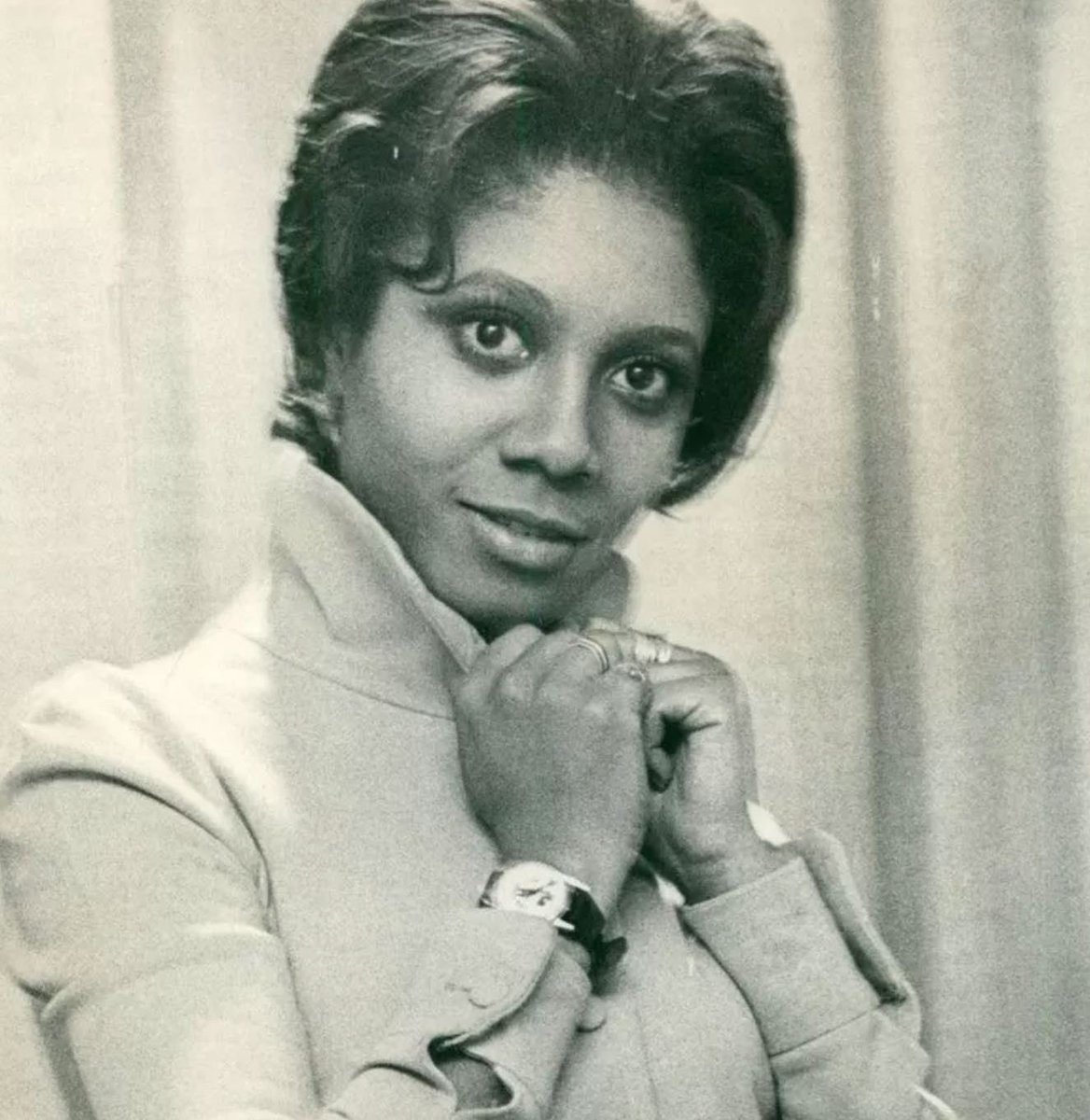 "When British TV got its first black female reporter in 1968 some viewers strongly objected and she was sacked in less than a year. Now, half a century later, a British Journalism Award has been named in her honour." BBC

#emancipationday #Jamaica #womenintelevsion