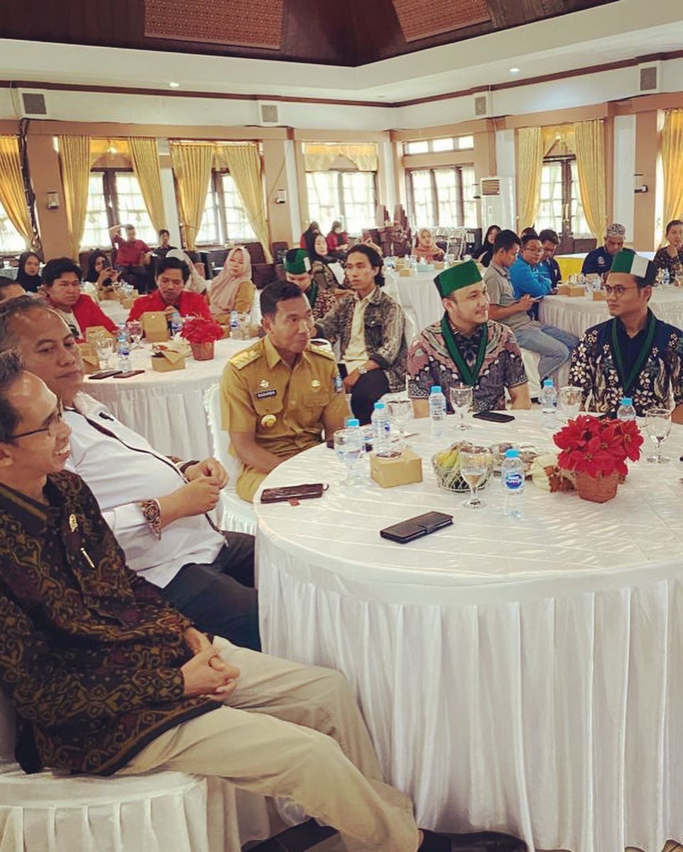 MIPelesa's tweet photo. Kali ini saya berkesempatan hadir untuk membuka kegiatan sekaligus sebagai Keynote Speech LK II HMI Cabang Bangka Belitung. https://t.co/GV6AXVQFkY