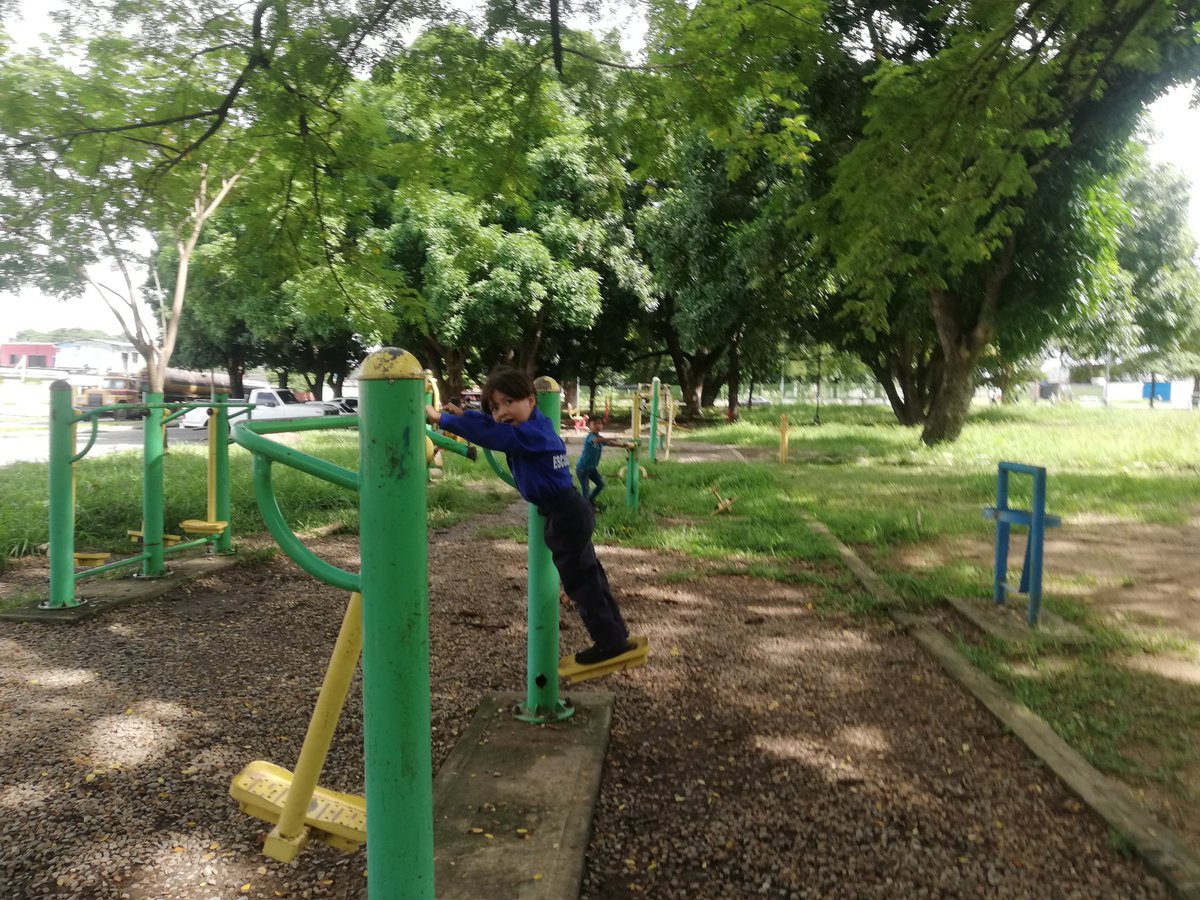 #DiaDeLaPachamama #VTVEsNuestroPana cuidemos nuestra pachamama  <a href="/SoyPsuvBarinas/">Psuv Barinas</a> <a href="/jaarreaza/">Jorge Arreaza M</a> <a href="/dcabellor/">Diosdado Cabello R</a> #soyluiscarlospt juntos somos más fuertes #RT