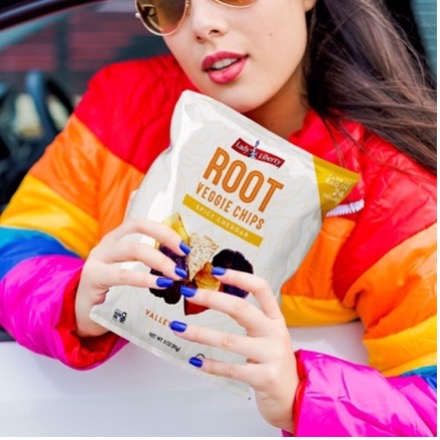 MclaneGlobal's tweet photo. Lady Liberty Brand Root Veggie Chips are a delicious snack for a healthy lifestyle! 

#HealthySnacks https://t.co/Qt0cdvLCjZ