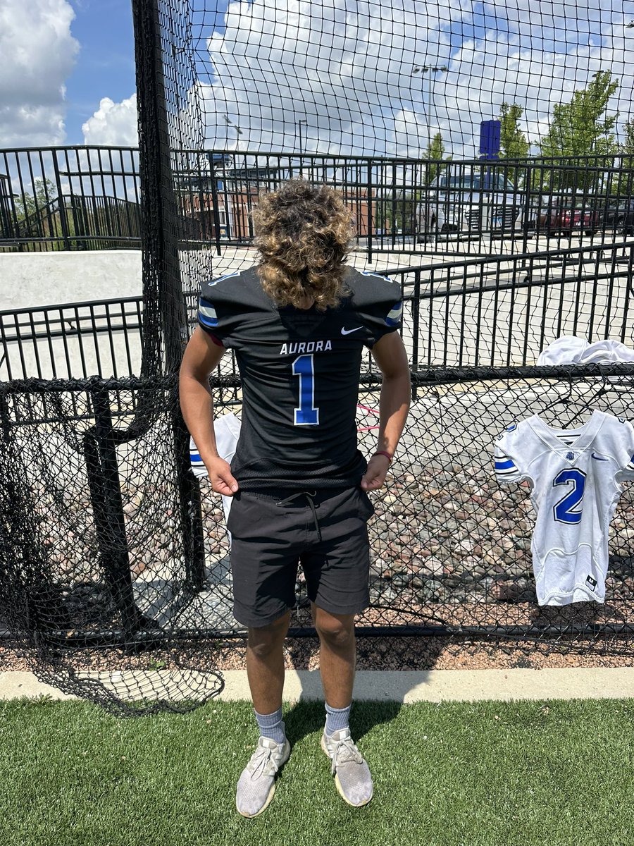 I want to thank <a href="/CoachRgehlert7/">Coach Gehlert</a> for the senior day visit, loved the campus, and the football program as well as the coaching staff hope to be back soon!!! <a href="/CoachBigPete/">Peter "Coach Big Pete" Leinweber</a> <a href="/morris_football/">Morris HS Football</a> <a href="/AU_SpartanFB/">Aurora University Football</a> 
<a href="/6starfootballMO/">Six Star Football | MISSOURI</a>