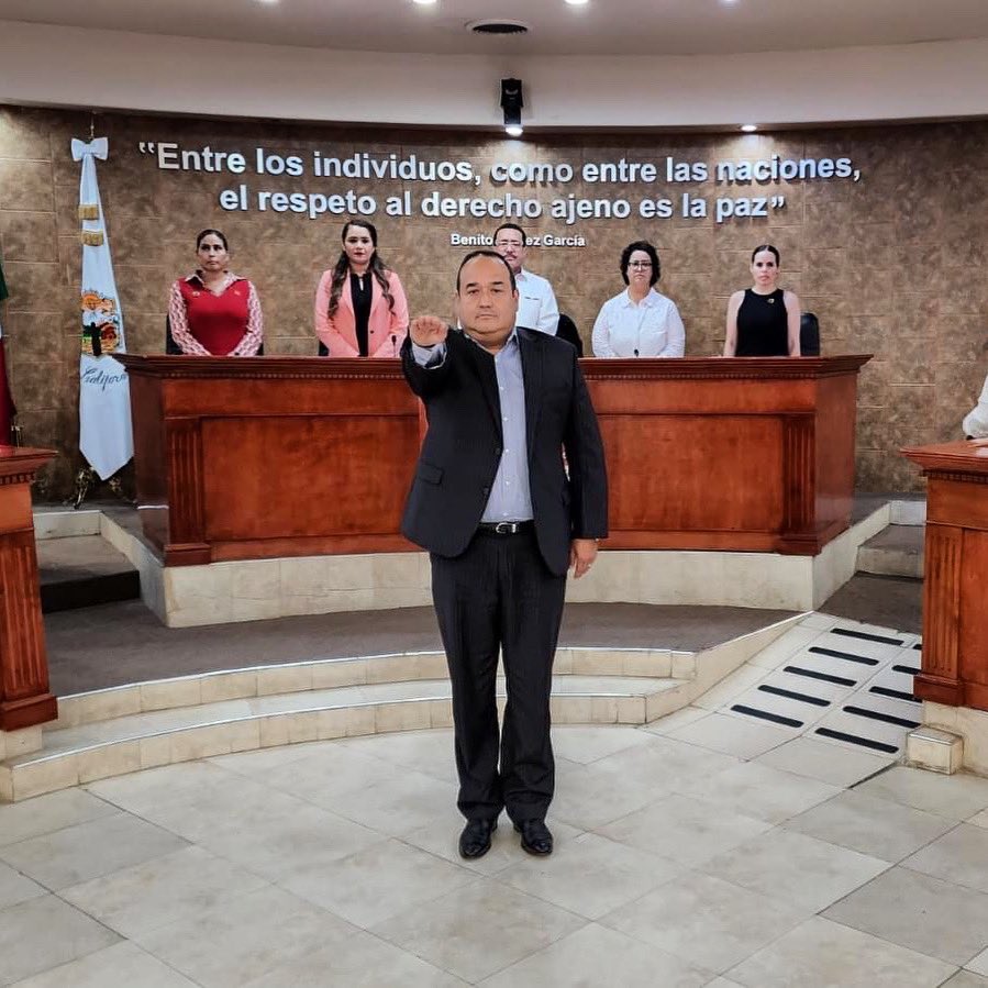 CEDHBC's tweet photo. Felicita #CEDHBC a Jorge Ochoa como nuevo ombudsperson de Baja California https://t.co/cCxOV9HR0h