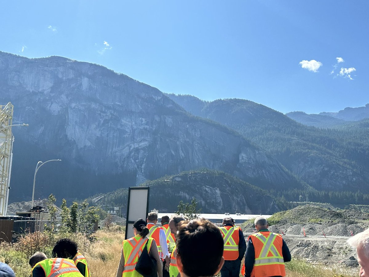 TinaMcKinnor1's tweet image. The carbon clock is ticking.  We have fewer than 7 yrs before an expected avg of 1.5 degrees of warming. We need all tools including #carboncapture by @CarbonEngineer founded in 2021 to take #CO2 out the air using chemical reactions in a closed loop system. #CFEE