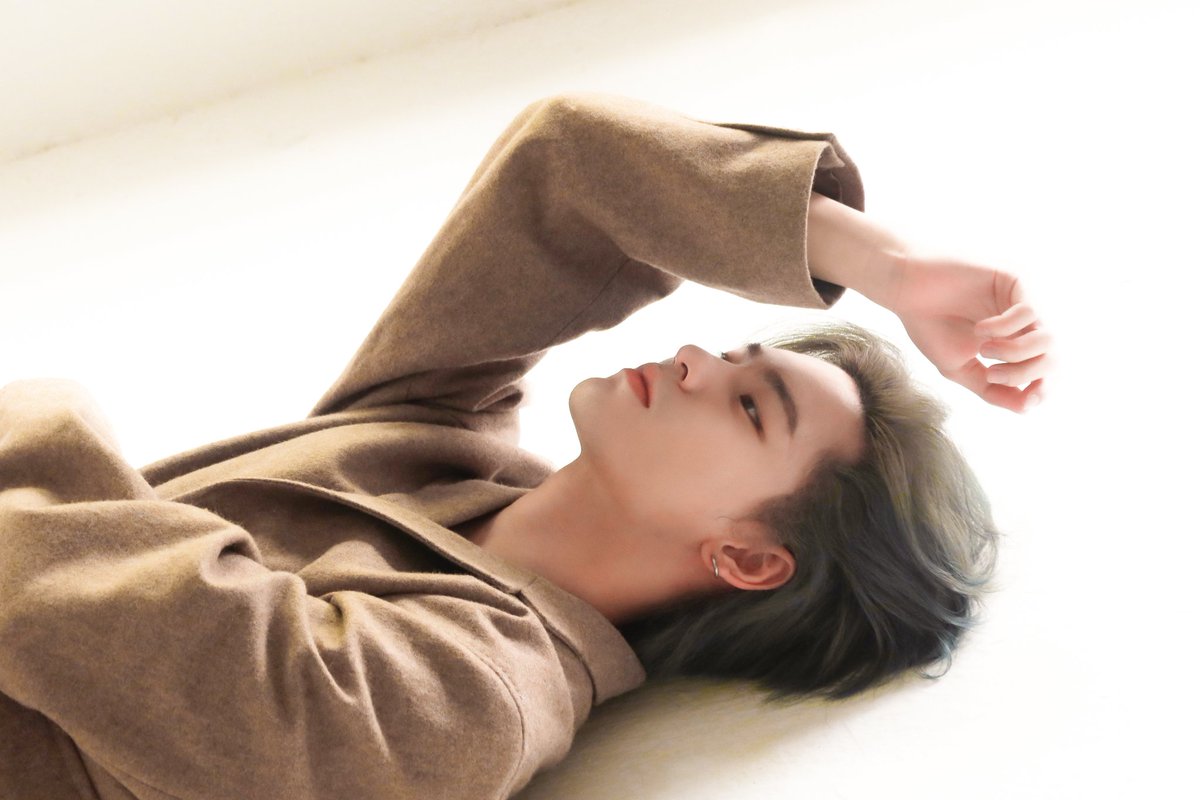 double_m_stitch's tweet photo. 누워있는 거 그냥 천사야ㅠ
#姚明明 #YAOMINGMING #야오밍밍 #요명명 #姚柏南 #YAOBONAN #야오보난 #요백남 https://t.co/QuvYgKg6bG