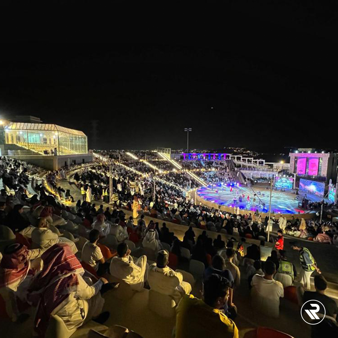 PlatinumRecords's tweet photo. أداء همس فكري الساحر في مهرجان صيف الباحة 😍🪄🎊
#همس_فكري
#تناساني
#سعودي_ايدول
#بلاتينوم_ريكوردز
#HamsFekri
#Tenasani
#SaudiIdol
#PlatinumRecords
@hamsfekri https://t.co/nBLb8F4gla