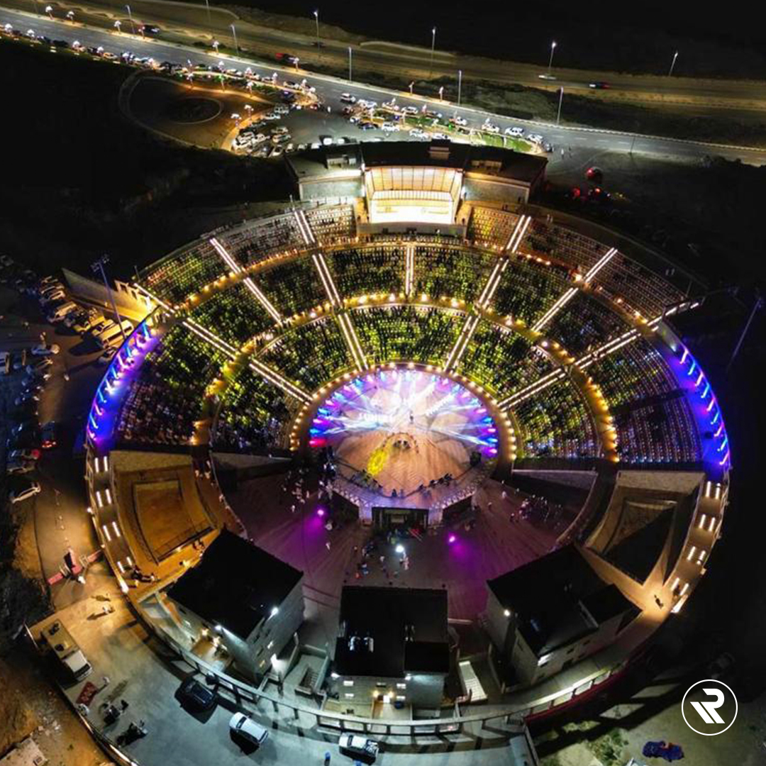 PlatinumRecords's tweet photo. أداء همس فكري الساحر في مهرجان صيف الباحة 😍🪄🎊
#همس_فكري
#تناساني
#سعودي_ايدول
#بلاتينوم_ريكوردز
#HamsFekri
#Tenasani
#SaudiIdol
#PlatinumRecords
@hamsfekri https://t.co/nBLb8F4gla