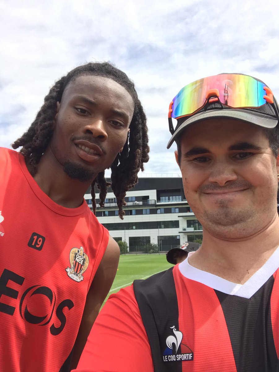 DylanFiorucci35's tweet photo. Joueur OGC NICE Khéphren Thuram ❤️🖤😍😍 https://t.co/rwVYaMk23S