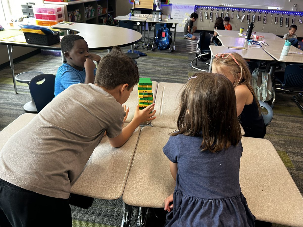 MrsStrain2's tweet photo. These 2nd grade mathematicians are enjoying math games @SLCSJumpStart https://t.co/ZJjRfKwb1w