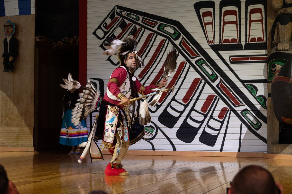 _DBNO's tweet photo. The Deafblind Network of Ontario hosted a Welcome Reception at the @CanMusHistory one of the most-visited museums in Canada located in Gatineau, Quebec. This architectural gem showcases the cultural studies, events and people that have shaped the nation. 1/4 @DbI_connect #dbi23 https://t.co/f5NBhtDnbx