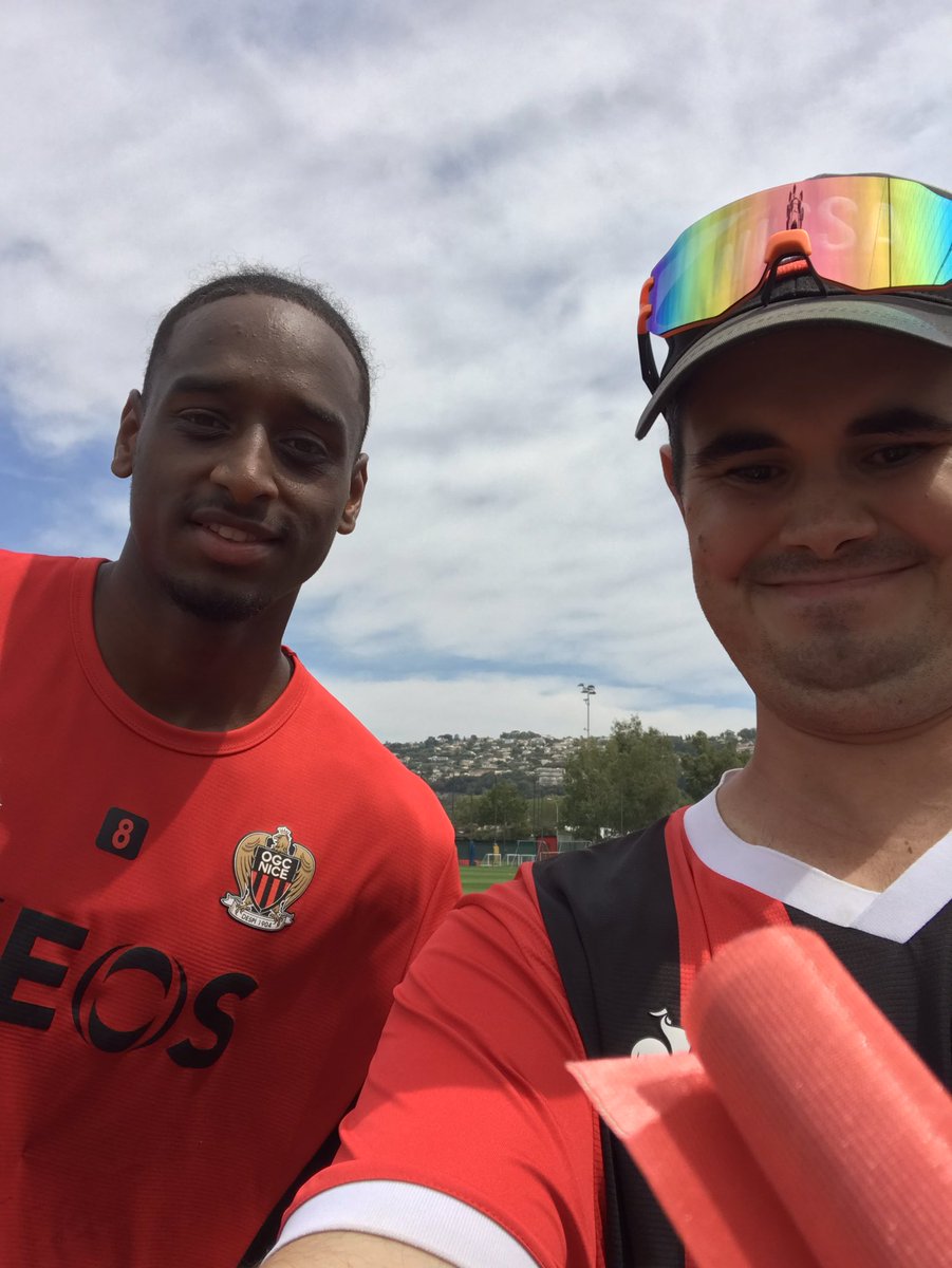 DylanFiorucci35's tweet photo. Joueur OGC NICE Pablo Rosario ❤️🖤😍😍 https://t.co/EtCBb58PXw