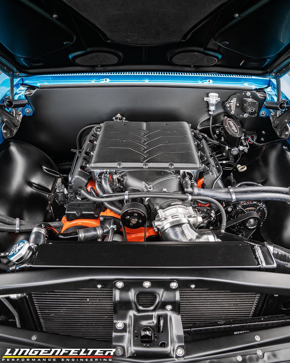 LingenfelterLPE's tweet image. This '66 #Chevelle SS #restomod might catch you off guard with its' #LT4 pushing a respectable 840HP &amp;amp; 780 ft•lbs of torque!

Featuring #Lingenfelter-ported cylinder heads &amp;amp; a #LPE GT31 #camshaft, this #protouring #Chevy pairs high-performance with neck-breaking timeless style🔥