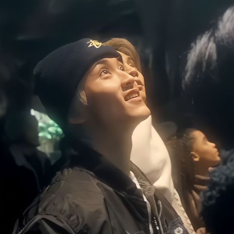 midnightcharme's tweet photo. ✨🌆 hbd to mark lee 🎂

I'm grateful for the dedication you've shown, enduring hardships for your fans' happiness. 

your selflessness and passion have captivated my heart, and I dream that one day you'll discover your own sanctuary, a place where your heart truly belongs too. https://t.co/VTB4yMmkb6