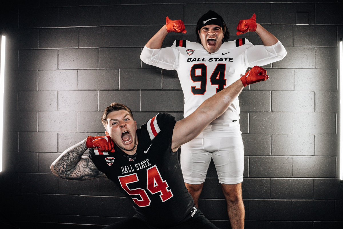 REPORT DAY CARDS

Blessed to be with the best for another season! 

#1AAT | #WeFly