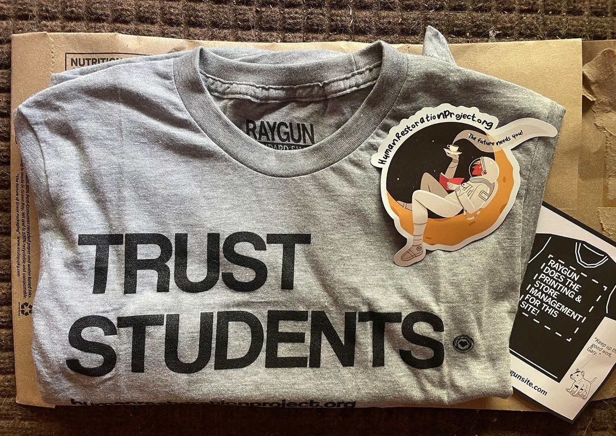 JuliaFliss's tweet photo. Walking human billboard. π₯ππ½π#truststudents #thefutureneedsyou #shifttheparadigm #soulfood #transformativepedagogy https://t.co/lXK9AkWwIN