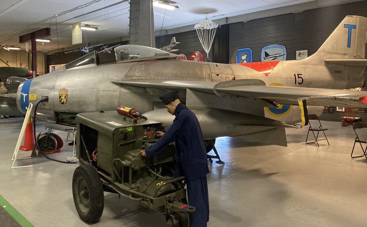 mattiasr70's tweet photo. På Flygmuseum i Söderhamn. Många tidigare Saab-klenoder på plats.
@saab #Viggen #Draken #Tunnan #Lansen #säkpol https://t.co/y7UnvdeOGU
