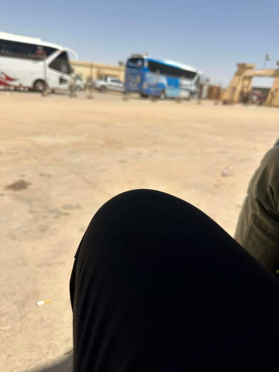 hamida_adil's tweet photo. ⭕️عودة الالاف من مصر إلى السودان لعدم القدرة على تحمل تكاليف المعيشة . 
فيا جماعة سياسة التفكير الجمعي في السفر الى مصر دي مضرة لانه الناس ظروف ما واحد .

أضف إلى المتواجدين في مصر استقروا مكانكم تطلع بزيارة مابتجي راجع الا بموافقة أمنية..
🤝قروشكم دي اصرفوها بحكمة🤝 https://t.co/AFw2HpHqGj