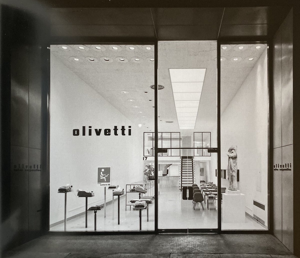 Excellent archive of Olivetti factories, stores etc. storiaolivetti.it/tema/architett…