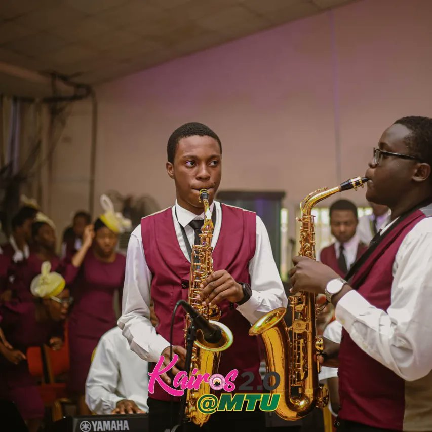 Honour_Alausa's tweet photo. Me doing what I love
#sax
#saxophone #music
#musicshower https://t.co/vhcX6emWmo