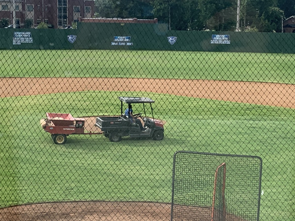 Big thank you @ConwayParks and @cprturfguy for top dressing the Baseball and Softball fields. You always step for our kids!