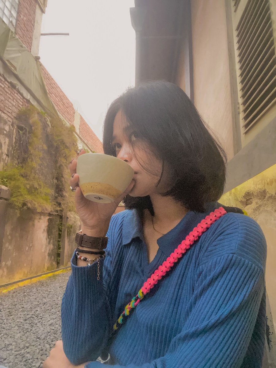 Apriladp13's tweet photo. Kapan aku ngopi dirumah kamu yaa? https://t.co/Am5M7z0Yv1