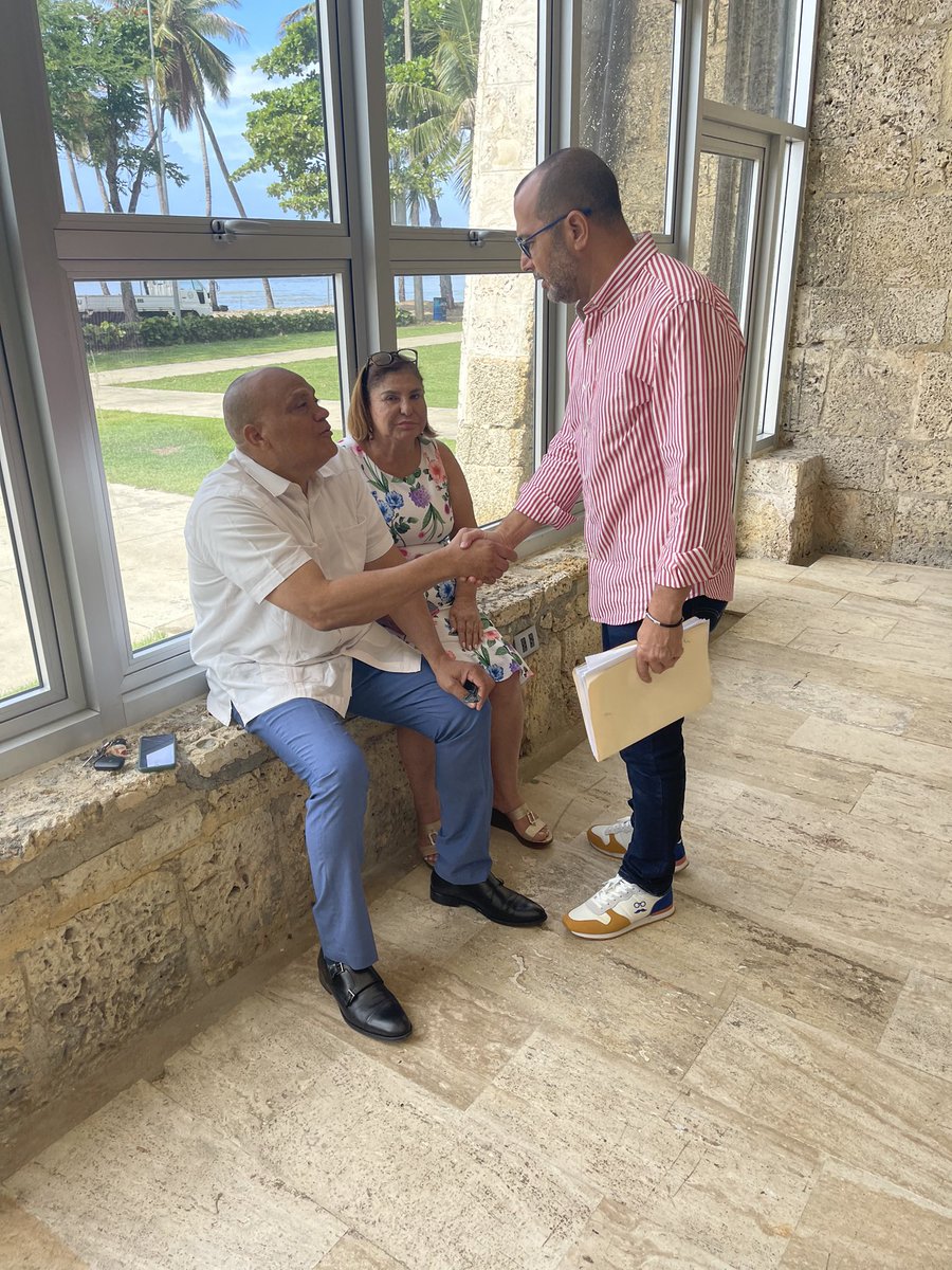 fcoregaladoa's tweet photo. Llegando a nuestra reunión de la comisión de ordenamiento territorial, nuestro compromiso es con la Ciudad, avancemos juntos. 
#ContigoSiempre https://t.co/SMCnVcti9Z